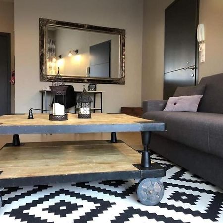 Moonstone House B Apartment Mytilene ภายนอก รูปภาพ